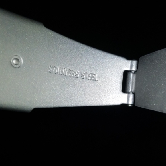 🆕️ Grey Matte Finish Michael Kors Watch - Picture 6 of 8